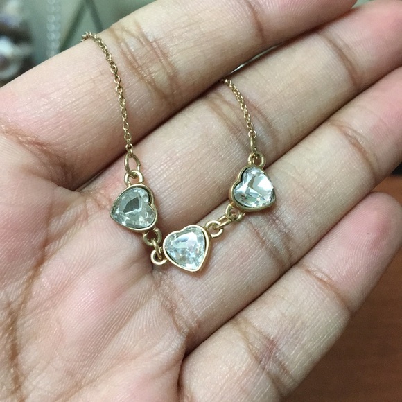 Three necklaces and two pendants - Picture 4 of 6